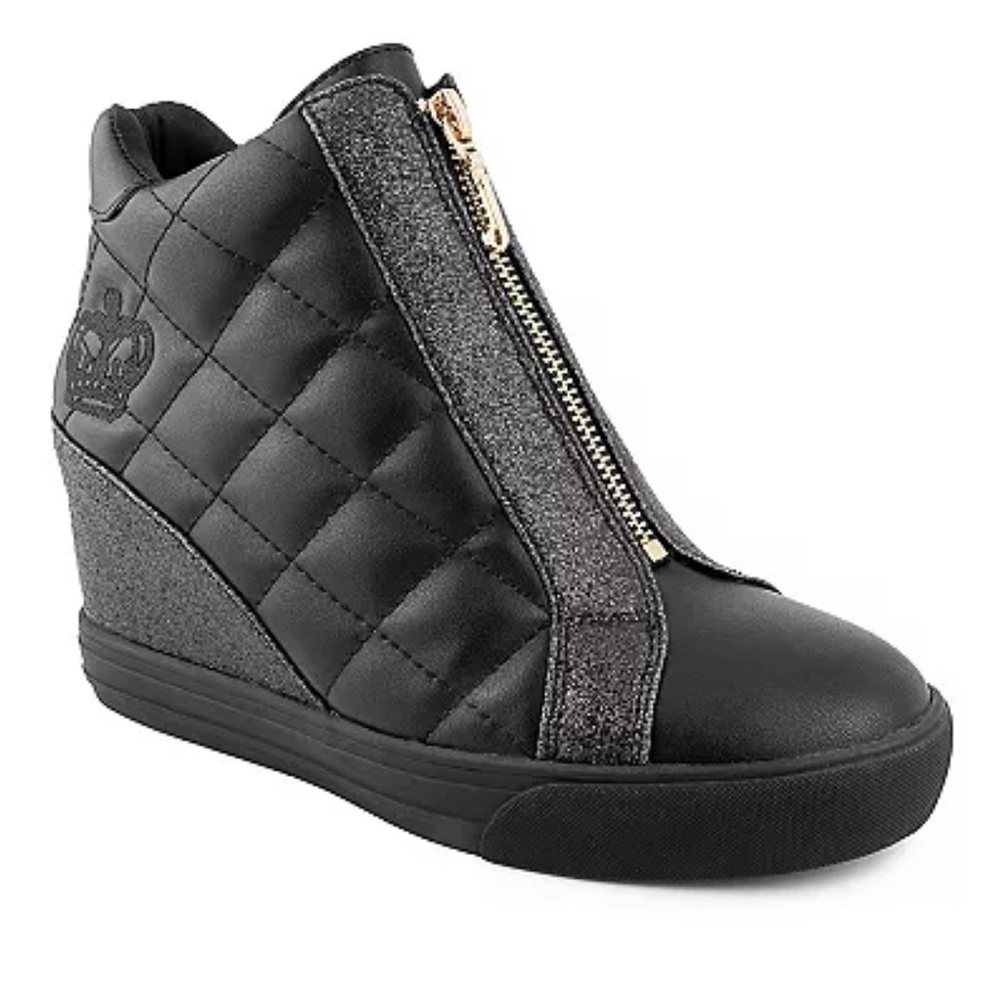 NEW* Juicy Couture Jordie Quilted Wedge Booties